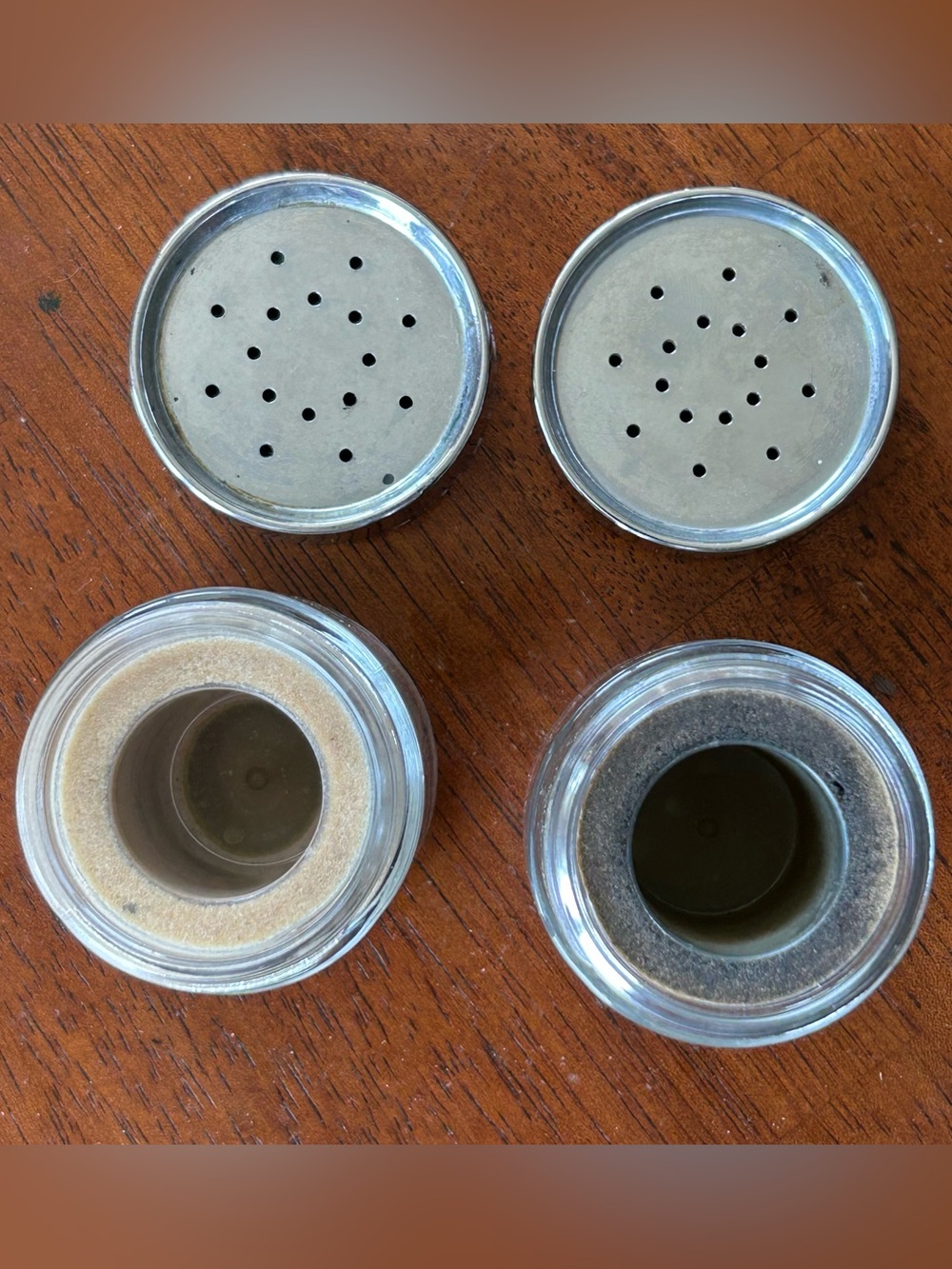 Vintage Sand Art Salt and Pepper Shakers - Picture 6 of 7